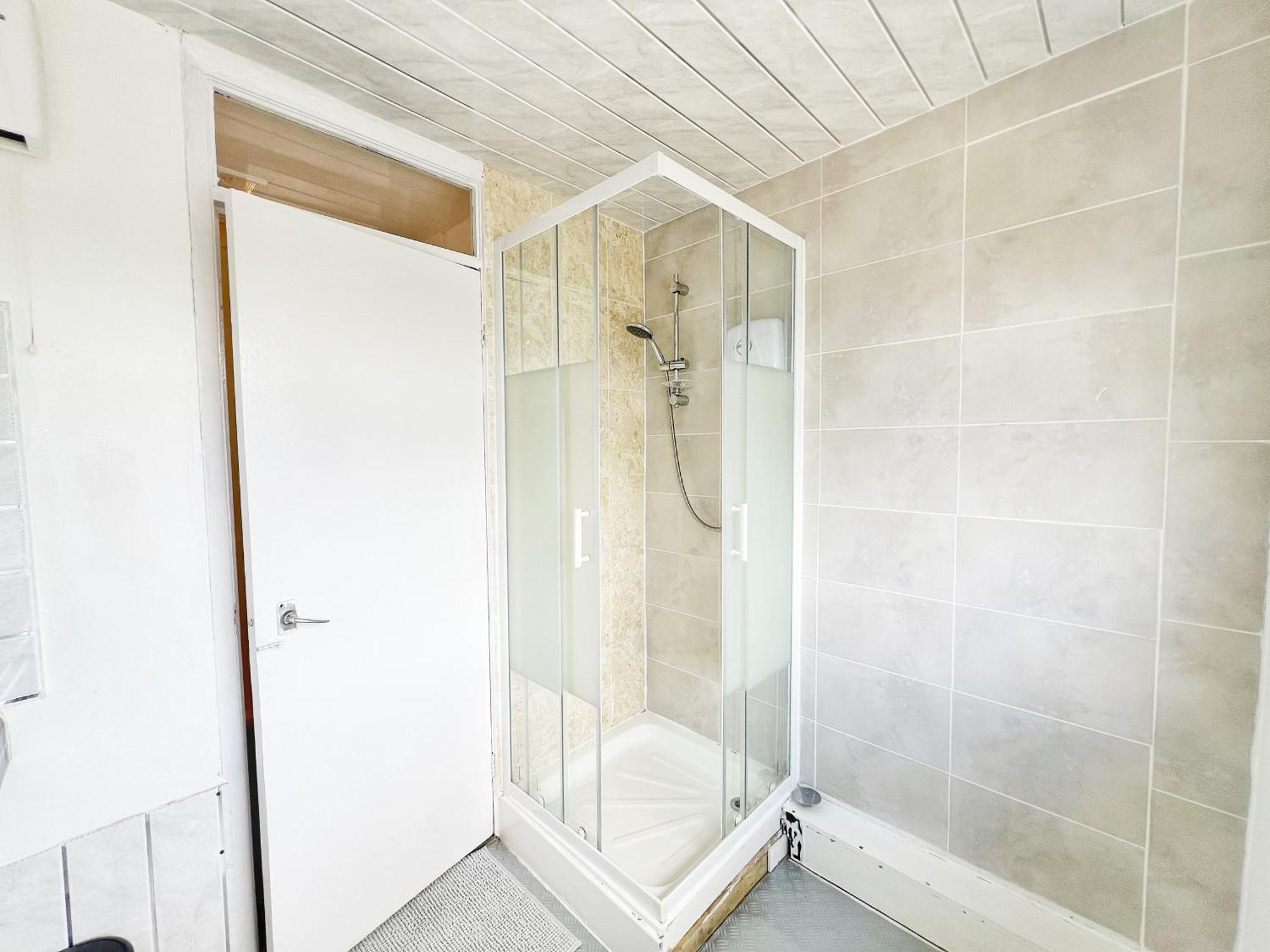 Rusholme Apartment - Sleeps 4 Манчестер Екстер'єр фото